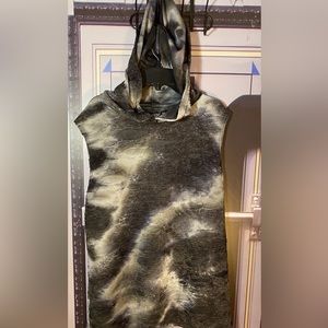 Mens burnout apocalypse sleeveless shirt with hoodie size XXL